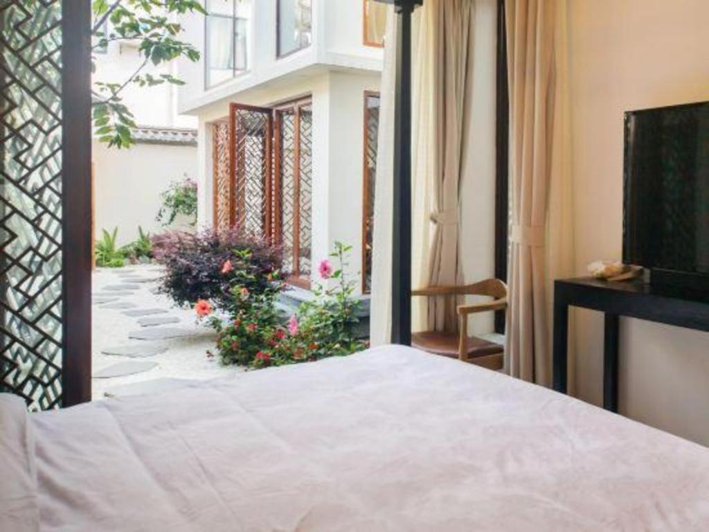 Dali Four Seasons Hostel Exterior photo