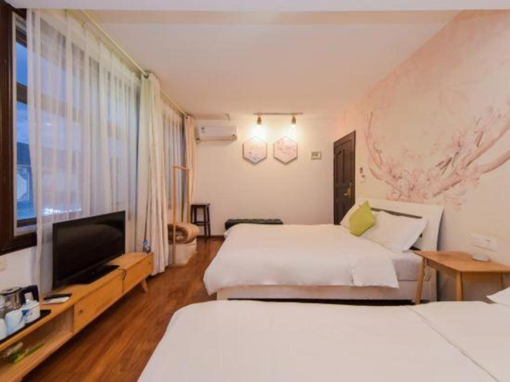 Dali Four Seasons Hostel Exterior photo